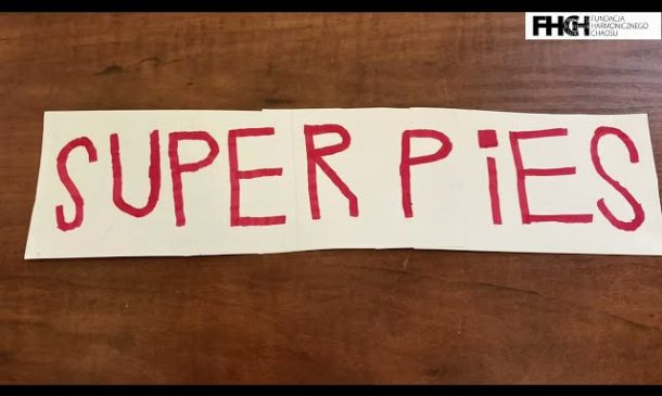 SUPER PIES - film animowany zrealizowany przez uczestników warsztatów Poranki z…