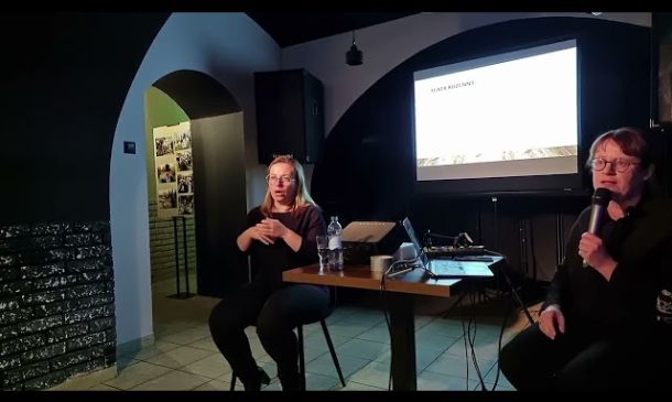 „Teatr w obliczu zmian” – wykład dr Iwony Woźniak z tłumaczeniem na język migow…